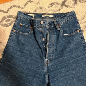 Levi Ribcage Straight Ankle